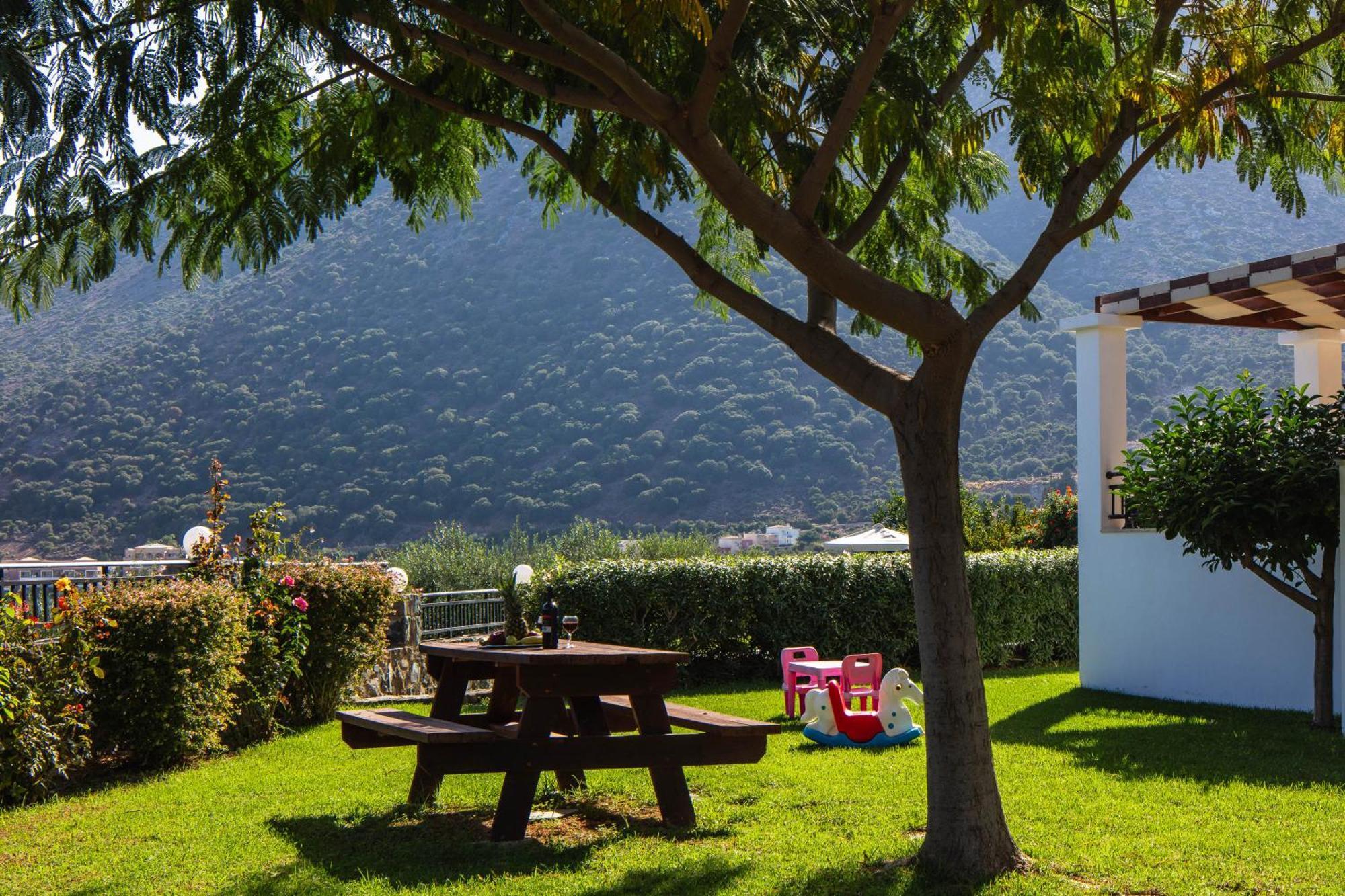 Real Dream Villas, Cretan Gems With Seaviews, By Thinkvilla Bali  Kültér fotó